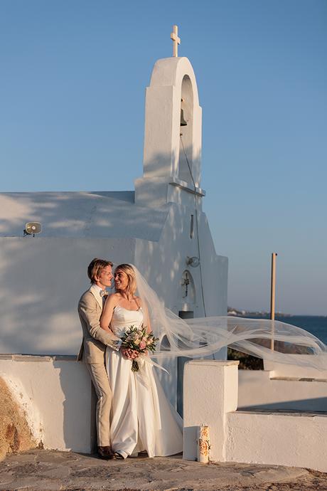 romantic-destination-wedding-naxos-with-pink-roses_01