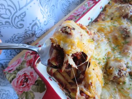 Cheesy Meatball Pasta Bake