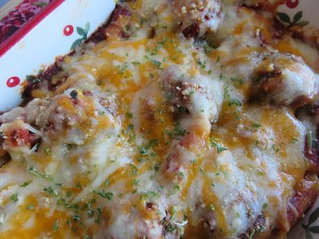 Cheesy Meatball Pasta Bake