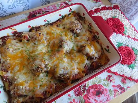 Cheesy Meatball Pasta bake