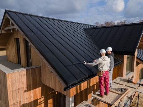 How to Find the Right Roof Installer for Your Home?