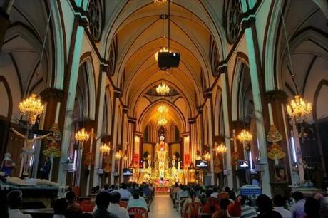 celebrate christmas in pondicherry and attend mass at its beautiful churches
