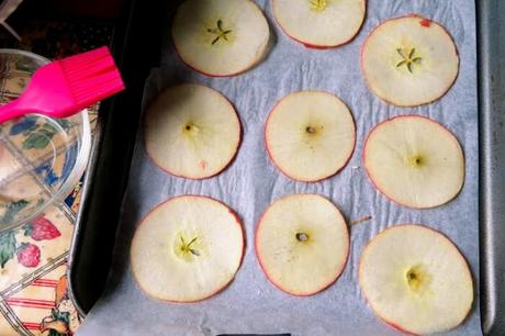 Making Apple Crisps