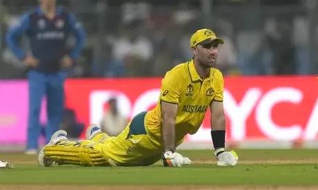 Maxie destroys Afghan !!