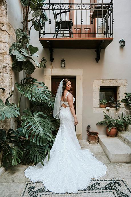 lovely-destination-wedding-crete-white-hydrangeas_10