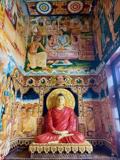 How To Visit Nainativu Island (Nagadeepa Island): A Truly Offbeat Adventure (2023) buddha-statue-with-colourful-murals-on-the-walls