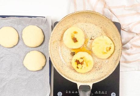 Vegan Arepas (+ Filling Ideas!)