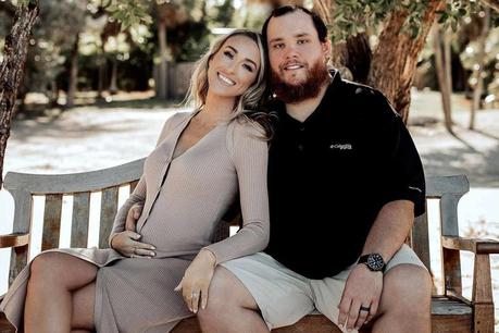 Luke Combs wife