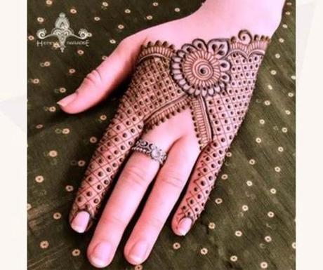 151 Best Simple And Easy Mehndi Designs