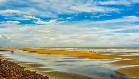 7 Beaches in West Bengal To Invigorate Your Senses Have some fun at Mandarmani Beach