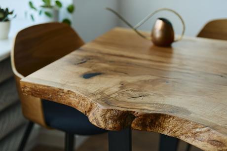 Sustainable Decor: The Rise of Eco-Friendly Oak Furniture