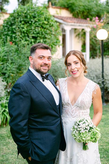 Charming summer wedding in Athens with lilac blooms | Lela & Efthimios charming-summer-wedding-athens-lilac-blooms_05x