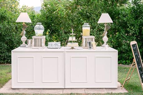 Charming summer wedding in Athens with lilac blooms | Lela & Efthimios charming-summer-wedding-athens-lilac-blooms_20