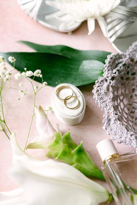 Charming summer wedding in Athens with lilac blooms | Lela & Efthimios charming-summer-wedding-athens-lilac-blooms_06