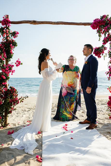 dreamy-wedding-naxos-vibrant-bougainvillea_16