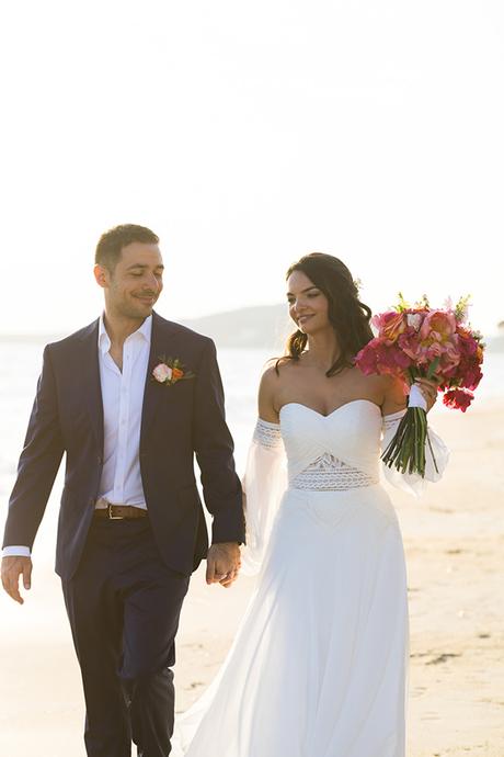 dreamy-wedding-naxos-vibrant-bougainvillea_03