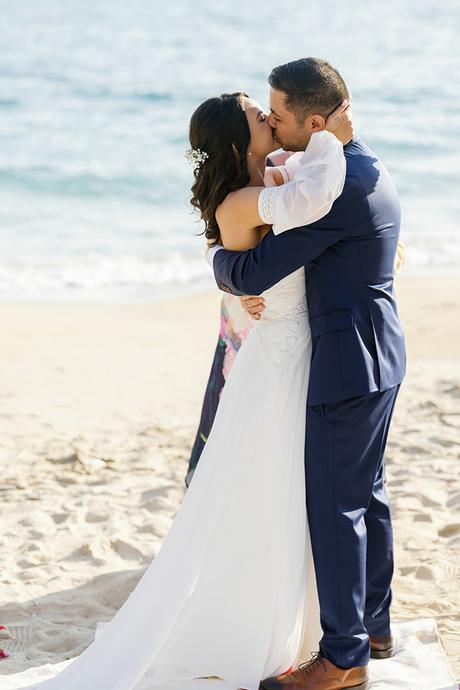 dreamy-wedding-naxos-vibrant-bougainvillea_18