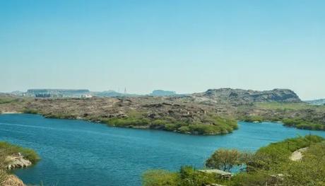 Kaylana Lake is one of the best places to visit in Jodhpur for couples surrounded by lush greenery