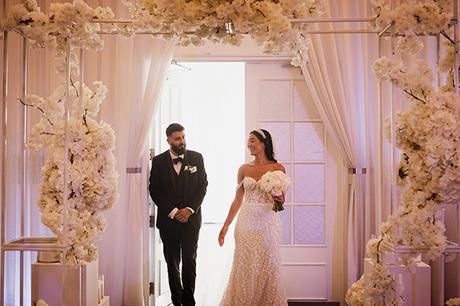 glamorous-wedding-montreal-lush-white-florals_14x