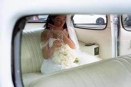 glamorous-wedding-montreal-lush-white-florals_11x
