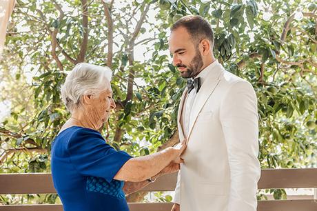 intimate-summer-wedding-kalymnos-roses_08