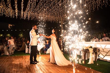 intimate-summer-wedding-kalymnos-roses_18