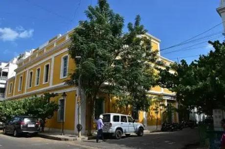 Visiting White Town is one of the best things to do in Pondicherry