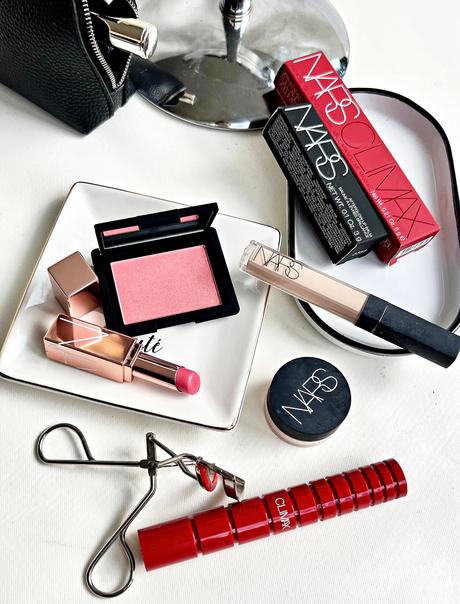 NARS | The Daily Makeup Essentials