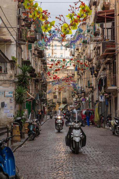 narrow-street-in-naples-with-moped