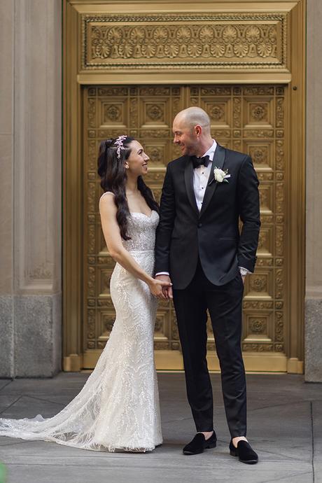 Stunning summer wedding and pre-party in Chicago with elegant details | Mary & Nick stunning-summer-wedding-pre-party-chicago-elegant-details_04