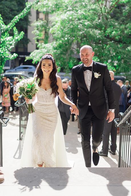 Stunning summer wedding and pre-party in Chicago with elegant details | Mary & Nick stunning-summer-wedding-pre-party-chicago-elegant-details_21