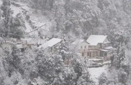Dalhousie is an ideal place to witness snowfall in India 