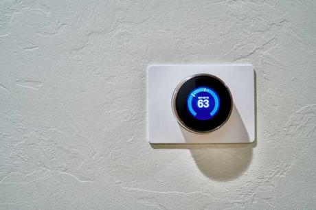 Building a Smart Home: 6 Devices to Make Your Home Smarter
