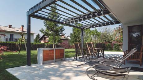 4 Things To Consider Before Installing a Louvered Pergola