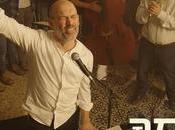 Yonatan Razel with Yeshivat Orot Shaul: Momkomcha (video)