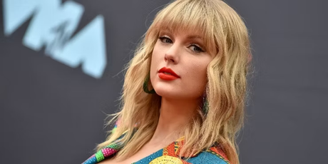 Taylor Swift and Travis Kelce: Relationship in Jeopardy Amidst Intense Rumor Mill