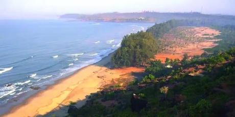 Spend a romantic evening on Keri beach, one of the exotic hidden places in Goa