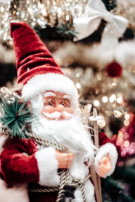 Top 100 Christmas Quotes to Inspire This Holiday Season