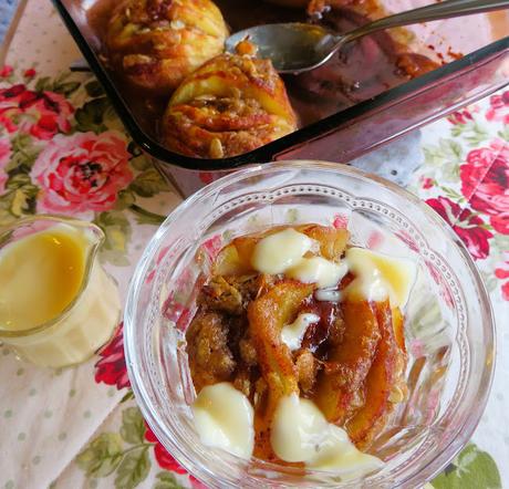 Hasselback Baked Apples