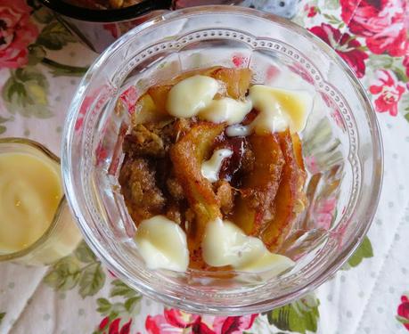 Hasselback Baked Apples