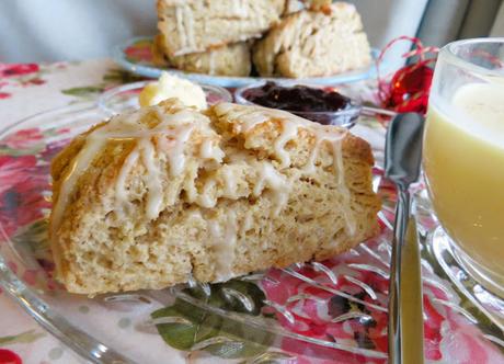 Eggnog Scones