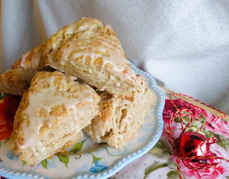 Eggnog Scones