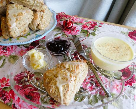 Eggnog Scones