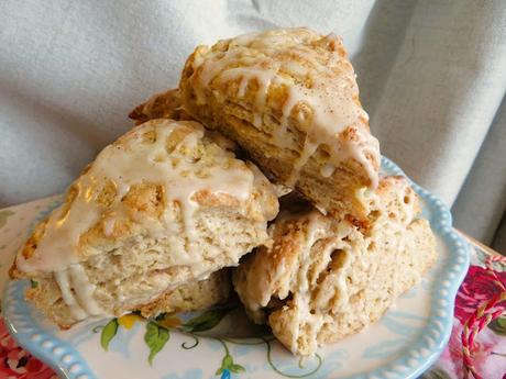 Eggnog Scones