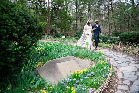 Enese and Ibrahima’s Wedding in the Shakespeare Garden