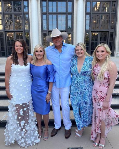 Alan Jackson Hospitalised, Net Worth, Real Name, Height And More