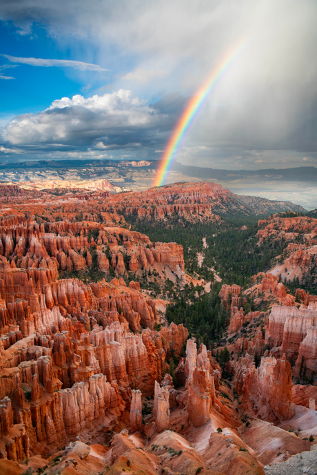 A Complete Hiking Guide to Bryce Canyon A Complete Hiking Guide to Bryce Canyon