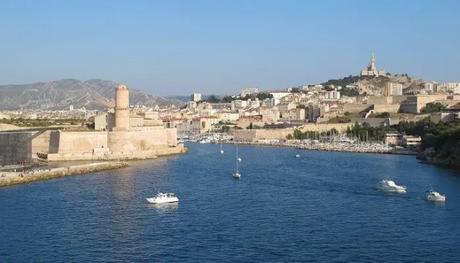The Old Port, situated on the banks of a beautiful river, is one of the best places to visit in Marseille