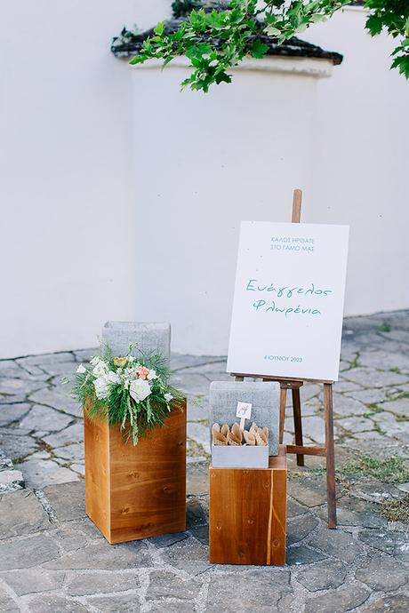 Lovely summer wedding in Ioannina with pretty flowers | Florenia & Evangelos lovely-summer-wedding-ioannina-pretty-flowers_09