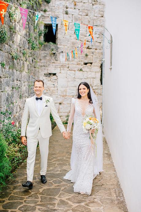 Lovely summer wedding in Ioannina with pretty flowers | Florenia & Evangelos lovely-summer-wedding-ioannina-pretty-flowers_01